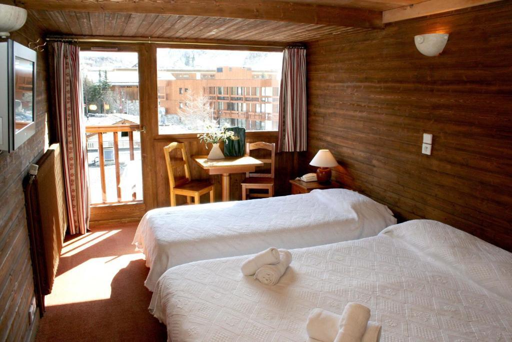 Hotel Les Cretes Blanches Val-dʼIsère Zimmer foto